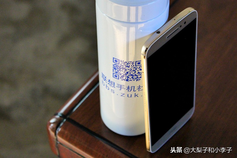 MotoZ测评,moto测评s30