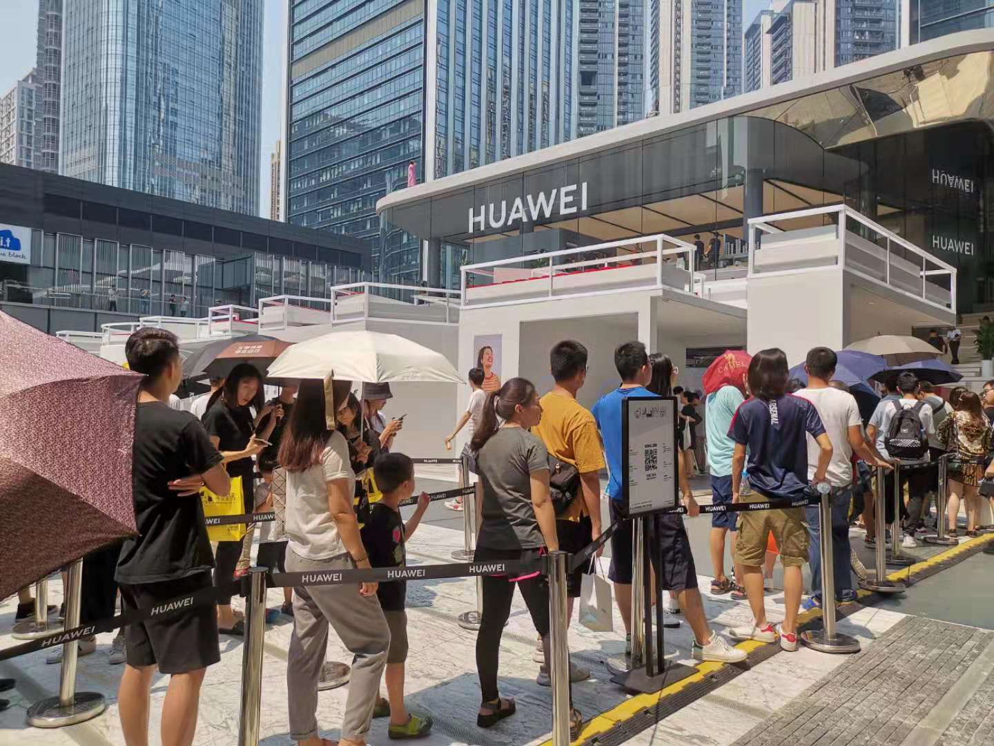 华为旗舰店送的礼品,华为全球旗舰店发布会