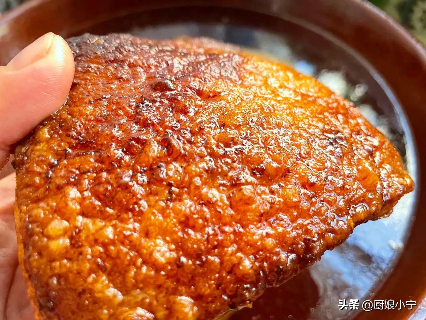 炸扣肉起泡的道理,炸脆皮扣肉起泡的技巧