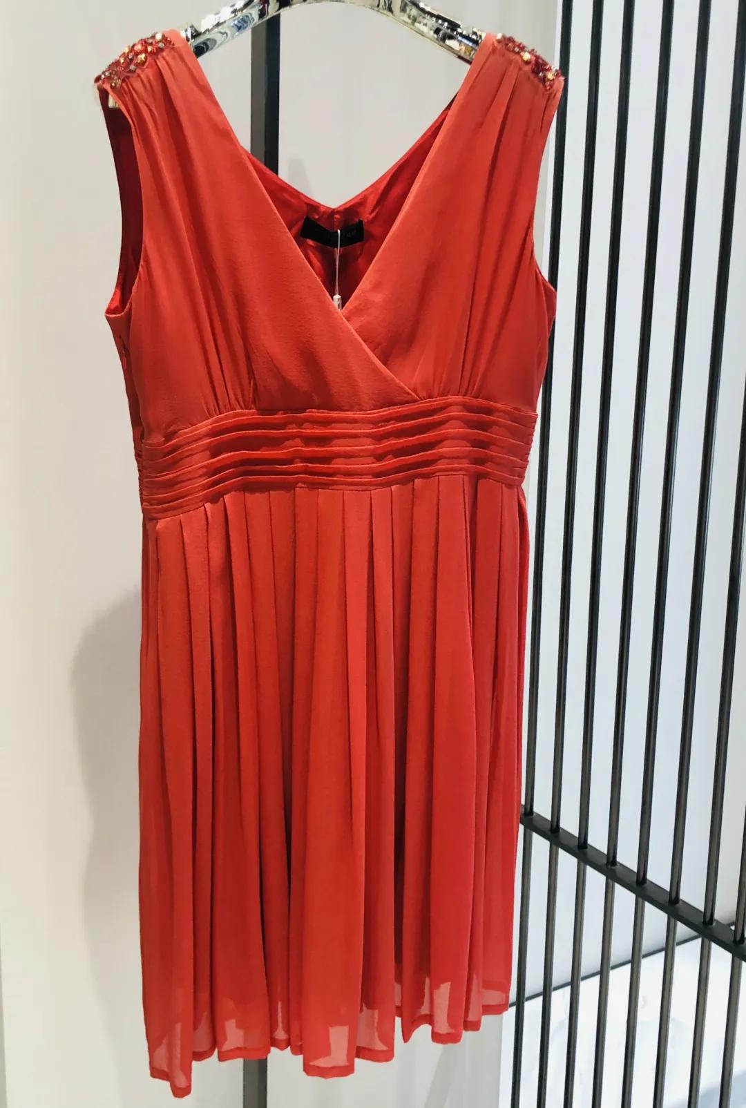 哑奴完整版,娅奴特价款上衣