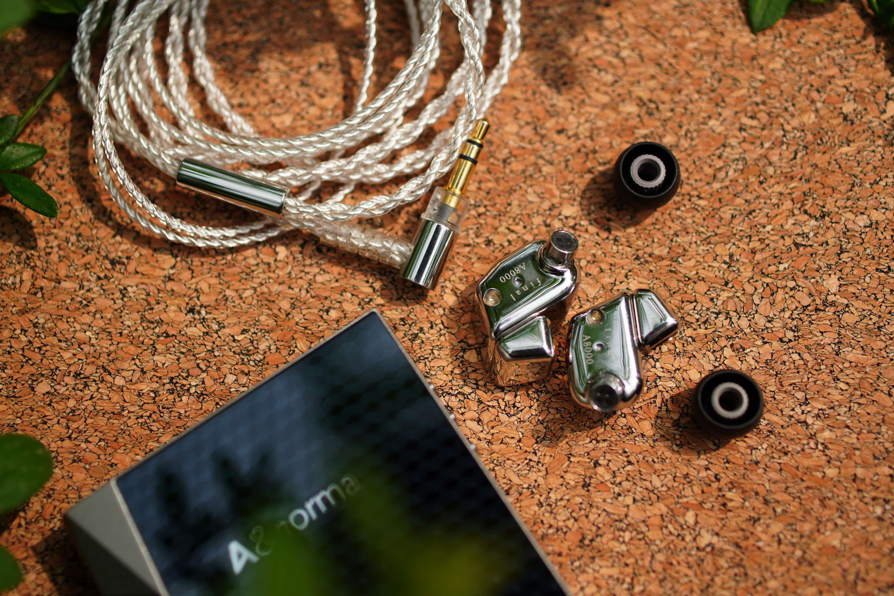 ​​一条很“铍”的耳机聊聊FINALAUDIOA8000的使用感受