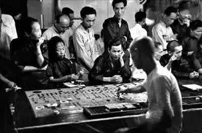 麻雀扑克玩法,麻雀纸牌玩法老式