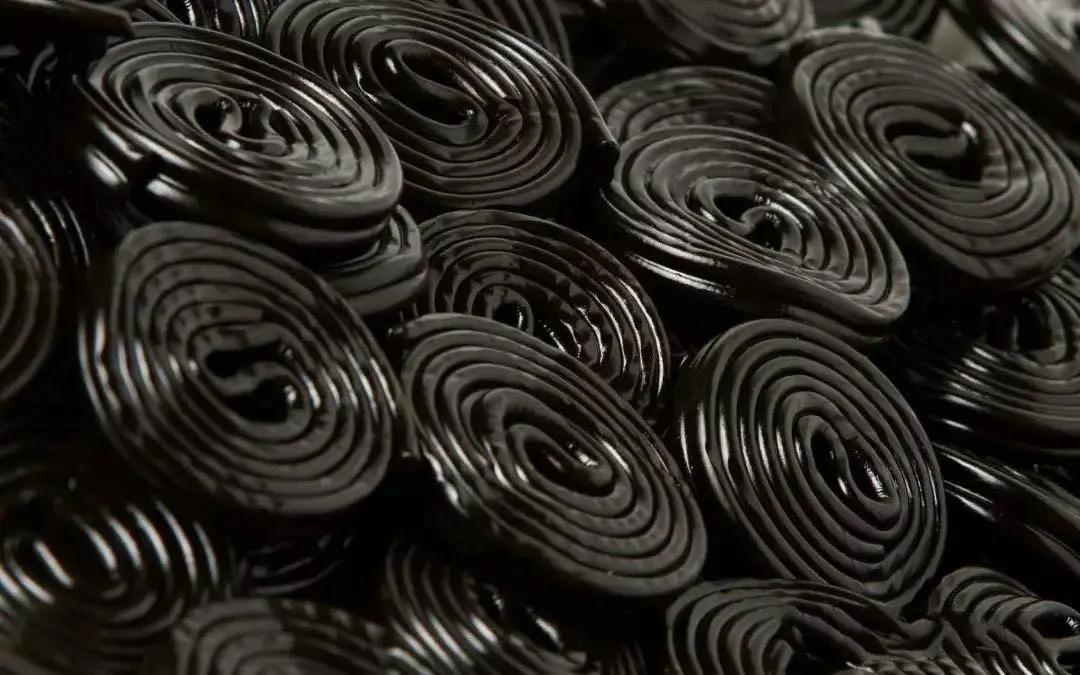 草莓饺子黑暗料理,乌冬面和彩虹饺子