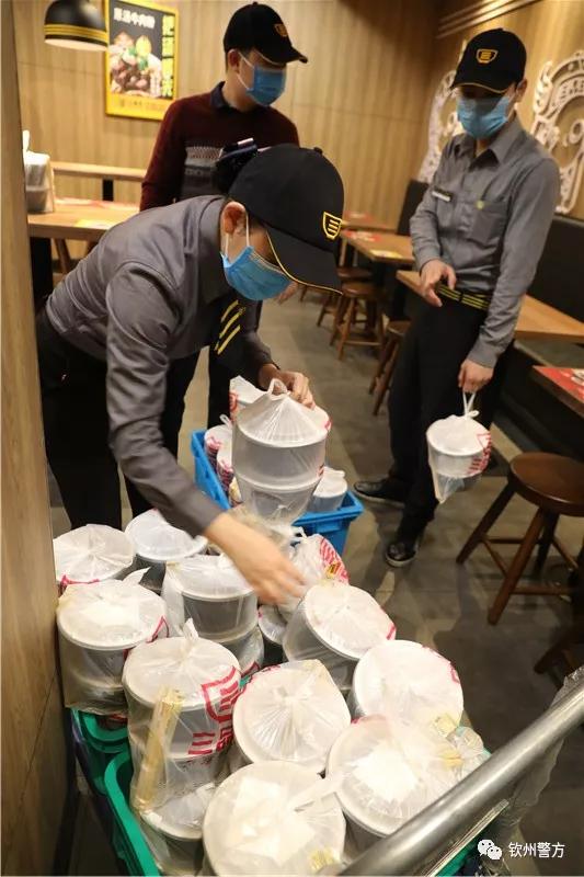 钦州抗击疫情我们一起努力,钦州防疫不惧风雨