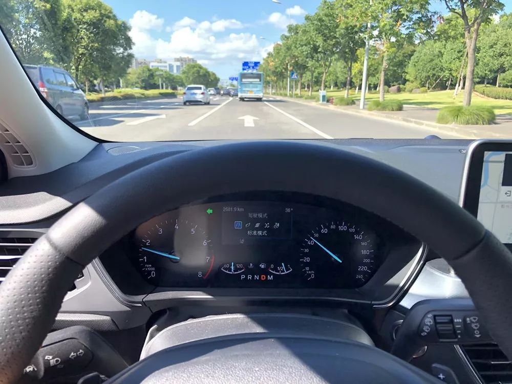 开福克斯跑山,开福克斯两厢乐趣