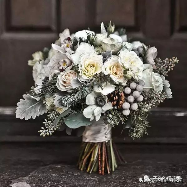 花店常用的配花配草有哪些方法,常见配花配草