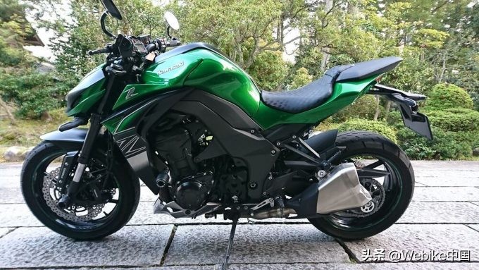 新款川崎摩托车z1000,川崎z1000versys异兽与川崎z1000r