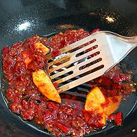 牛肉火锅最正宗做法,牛肉火锅的最正宗的做法视频