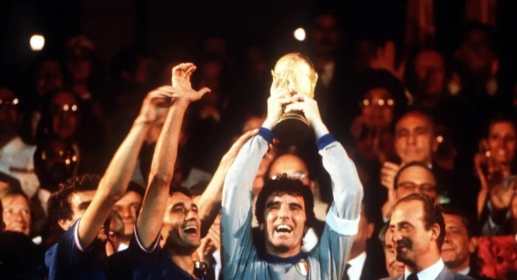 法国足球十大传奇人物,法国足球传奇守门员