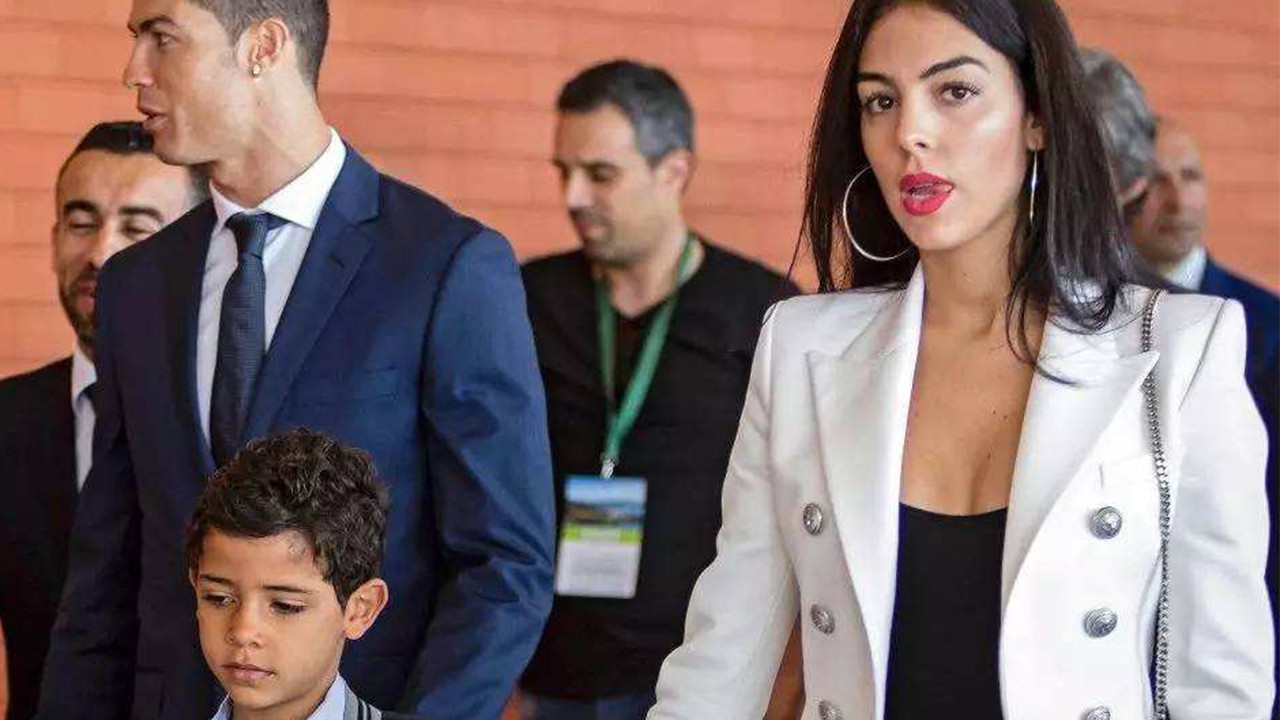 c罗超模,c罗的历任女友照片