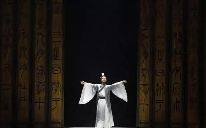 尚书是我国古代的一本什么书,尚书到底写什么