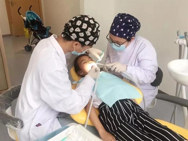 一般看个牙痛多少钱,看个牙包要多少钱