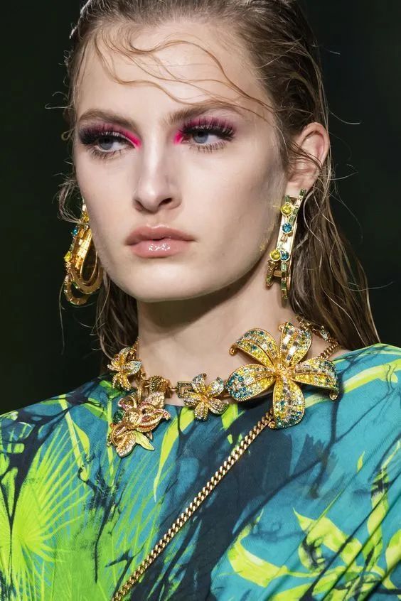 便宜又高级感强的小配饰,时髦又平价的配饰推荐