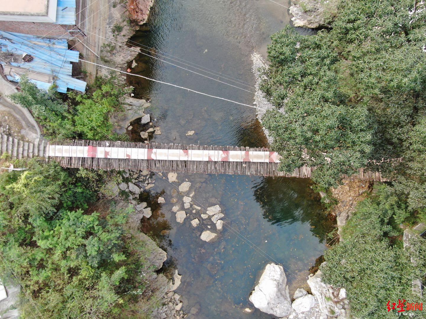 六位老人修桥被列为失信人,6位老人带头修桥却成失信人