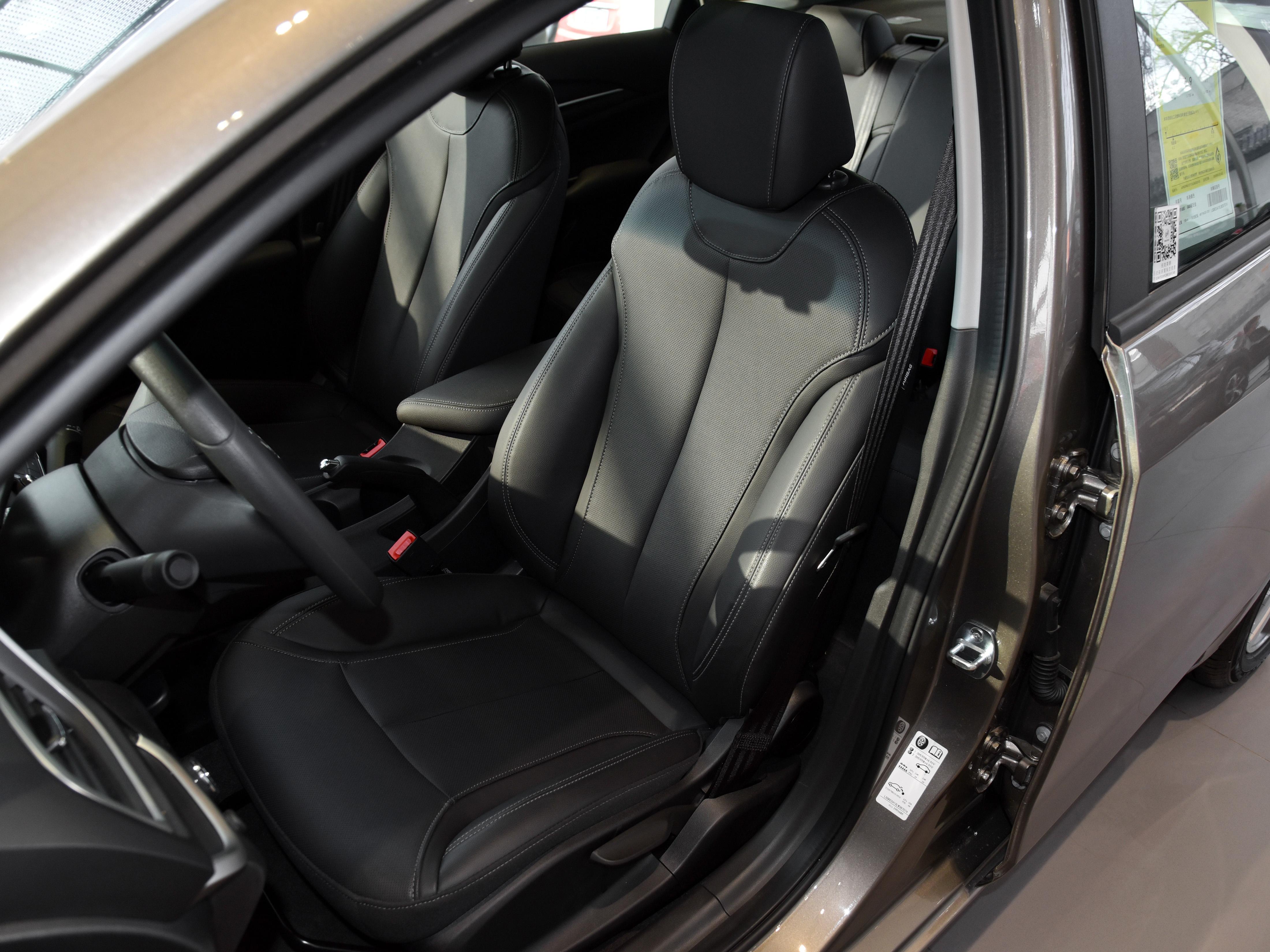 性价比高油耗低8万以下的车,五万左右的别克英朗