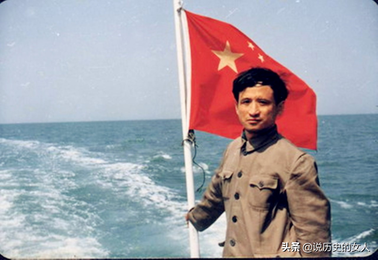 他天天晚上望星空坚持16年终于用肉眼发现一颗新星轰动了世界