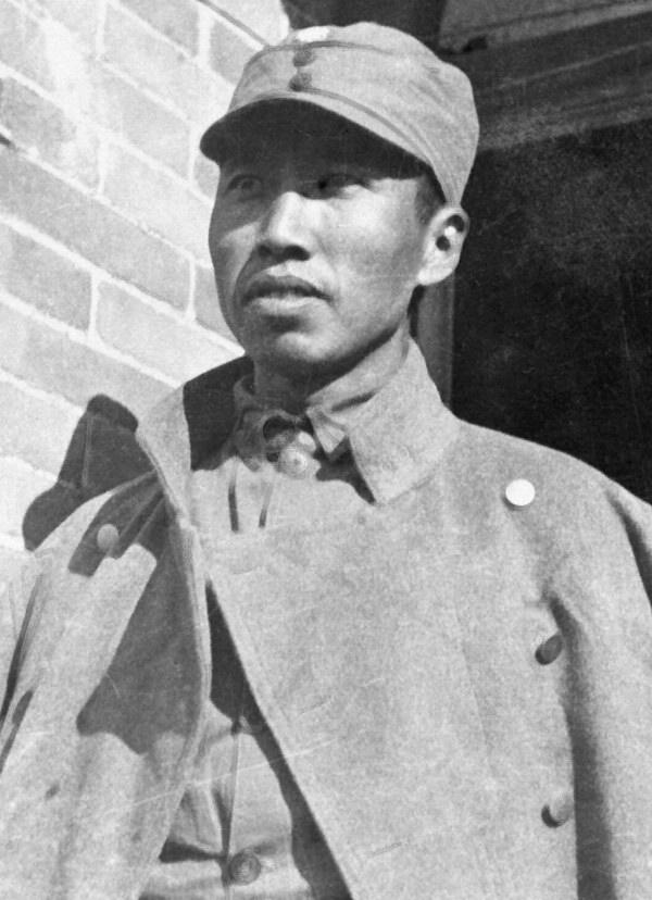 左权女儿彭总养女,以优异成绩考入哈军工,政审没通过,陈赓怒了