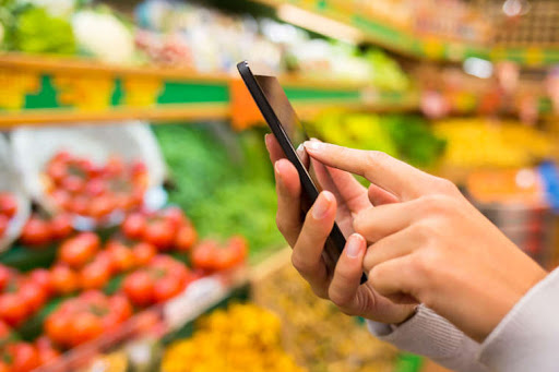 facebook和亚马逊电商哪个好做,facebook全面进军电商