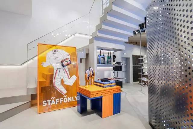 重新定位!当年的“跑鞋之王”披上时尚的战袍