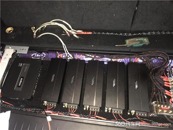 六台功放,6台功放推一套音响