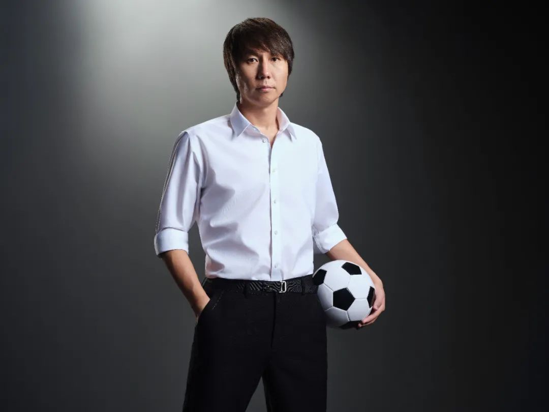 中国男足该不该骂,中国男足被骂的视频