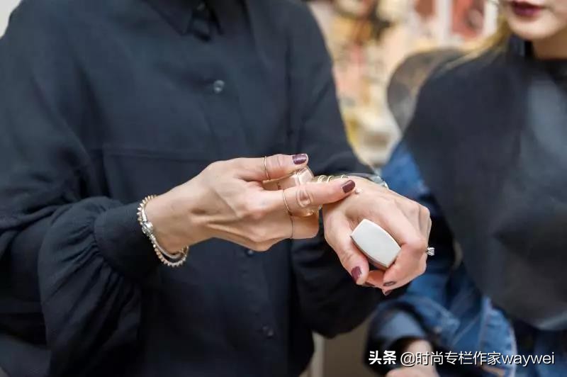 lauramercier粉底,lauramercier哑光粉底液