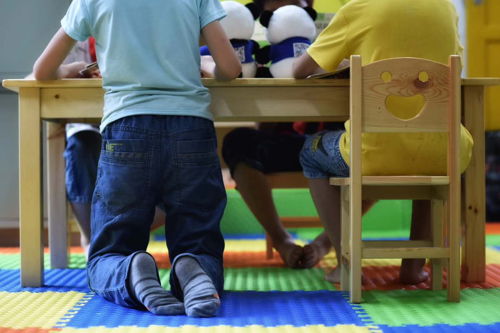 当从未进过影院的山里娃遇见露天电影，duang