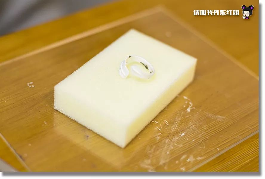 小情侣闺蜜居然在小屋鼓捣一下午，弄出了这个？