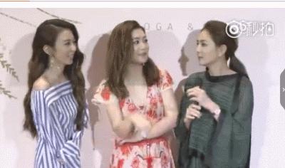 ella小s互怼,ella分享生男孩还是女孩