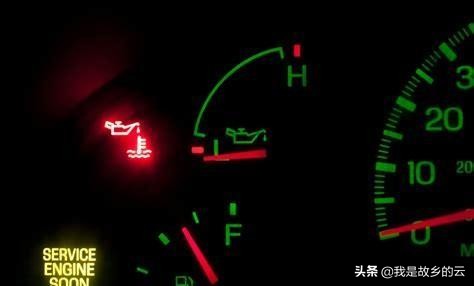 发动机机油量多少最合适,正常发动机机油加多少