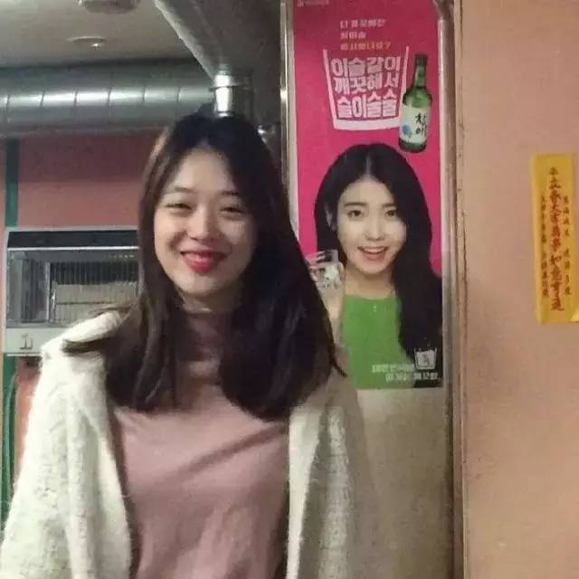 iu悼念雪莉的图片,iu得知雪莉去世崩溃大哭