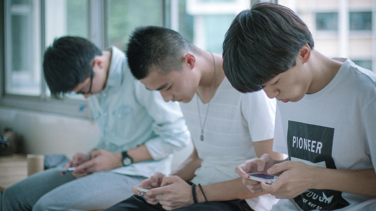 年轻人买不起房该怎么办,人到老了挣不来钱怎么办