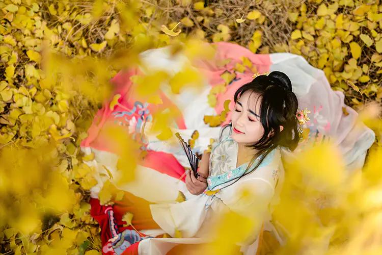 清新而优雅的香味,书香清雅入骨许你气质绝尘