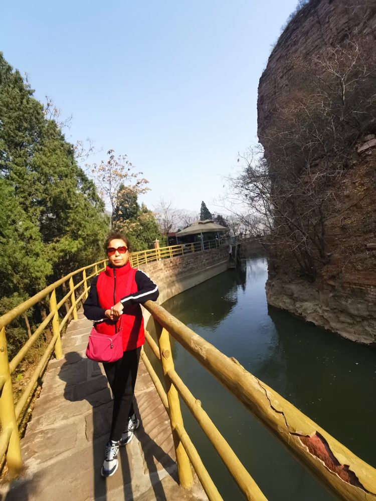 湖北卫视人工天河红旗渠纪录片,实拍人工天河红旗渠视频