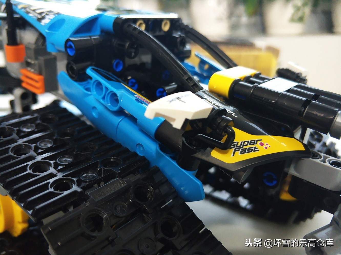 乐高特技赛车使用说明,乐高遥控攀爬车入门推荐