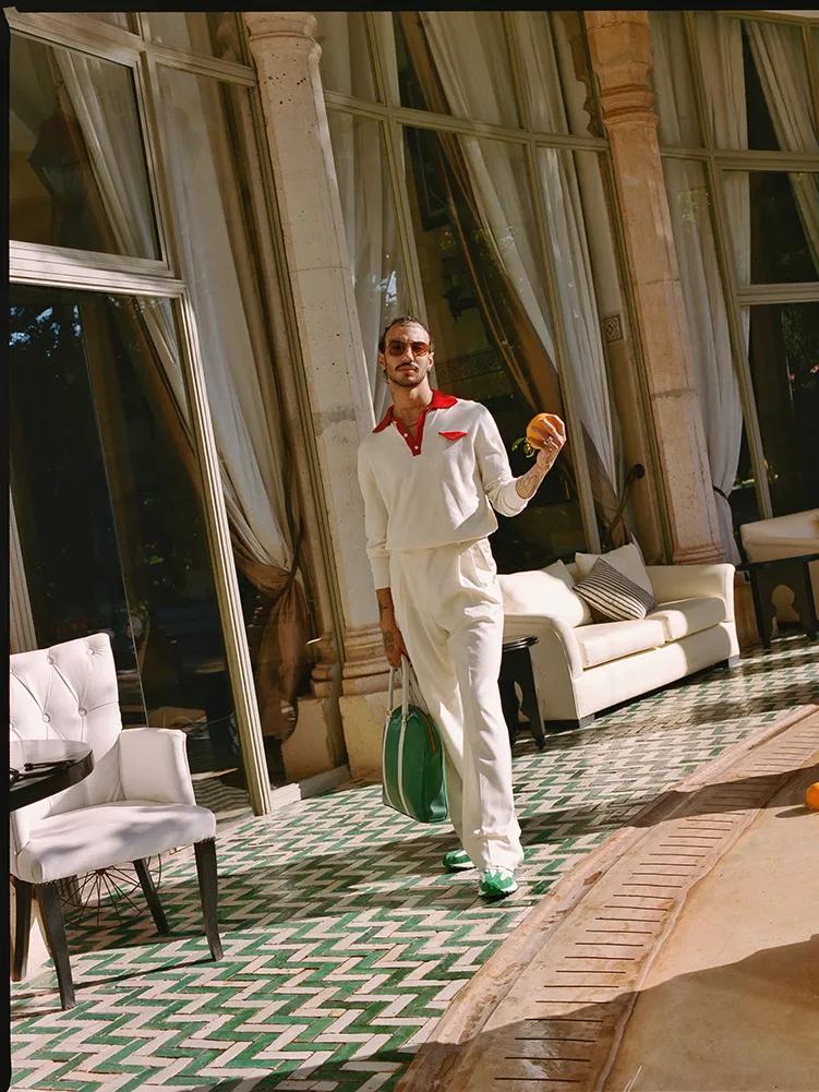 瑜伽服后面的球,瑜伽服后面蝴蝶结