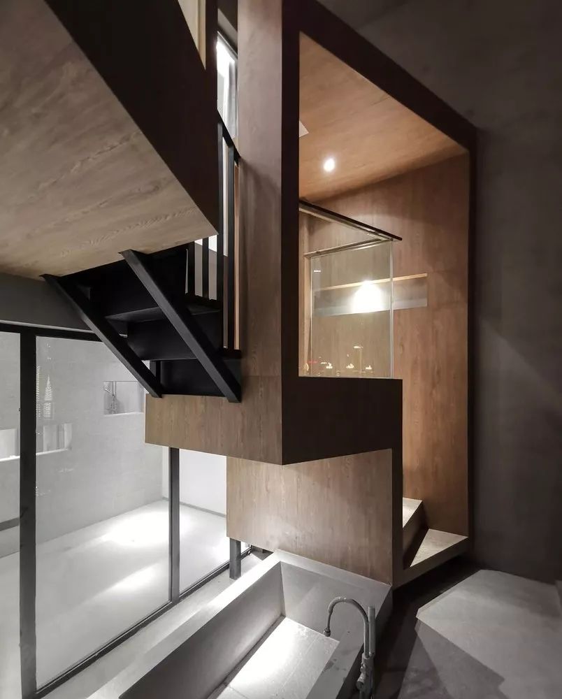 自住楼房改造民宿,普通居民楼改造成民宿