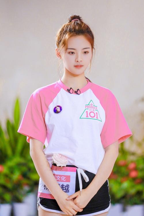 属兔的一线女明星,这四位女明星谁年轻时更漂亮