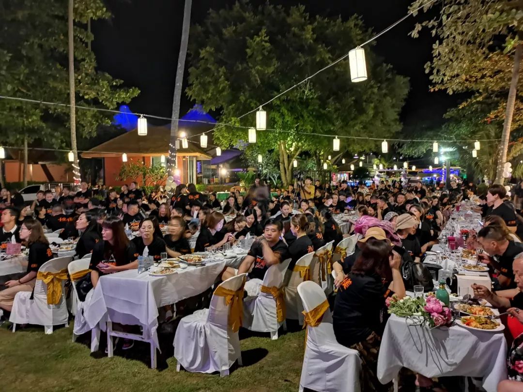 魔力鲜颜铁盒面膜直播,魔力鲜颜补水面膜抖音直播间