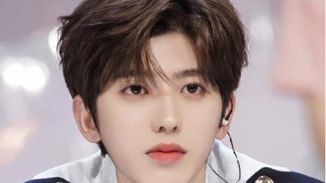 蔡徐坤青春有你2谈辛酸经历完整,蔡徐坤被青春有你2的选手吐槽