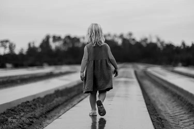 閫氳繃鍩硅璁よ瘑鍒拌嚜宸辩殑涓嶈冻,鑳借璇嗗埌鑷繁涓嶈冻鐨勪汉