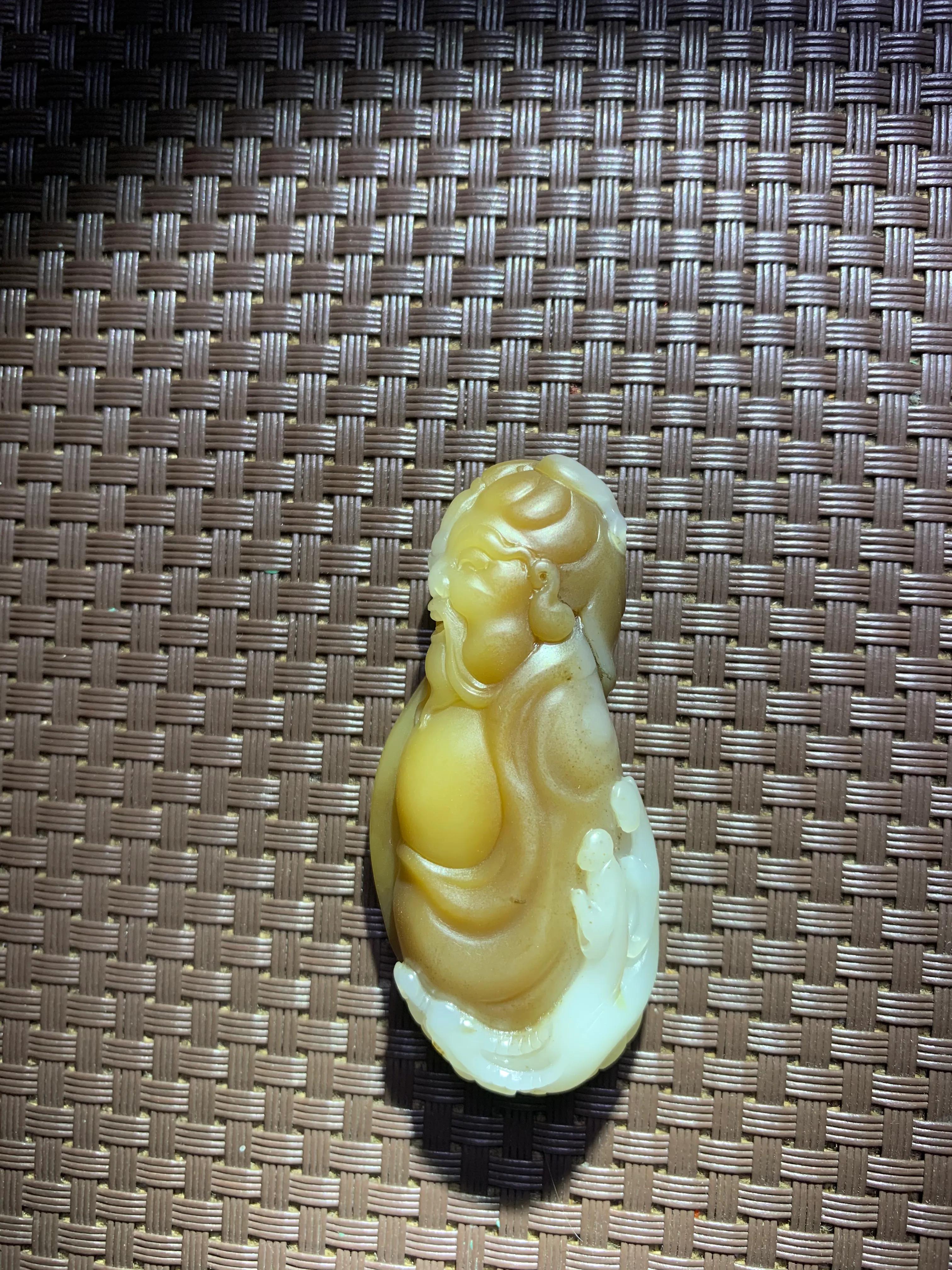 和田玉打灯有发亮的结构,和田玉打灯鉴别方法