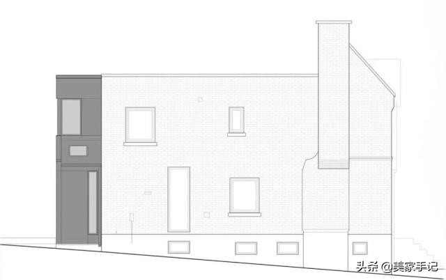 她在别墅外墙搭了个“黑盒子”，从而多出了间阳台和厨房！太聪明