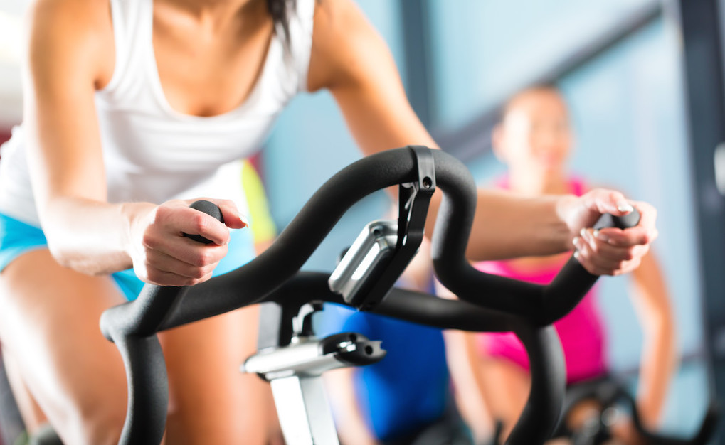 如何改善扁平足动作,扁平足做什么运动有优势