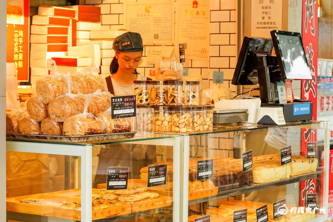 冰淇淋泡芙2个只需1.99元,冰淇淋泡芙一个只要3毛钱