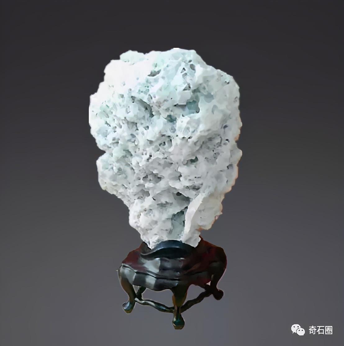 “一见倾心的石头”入围作品展播