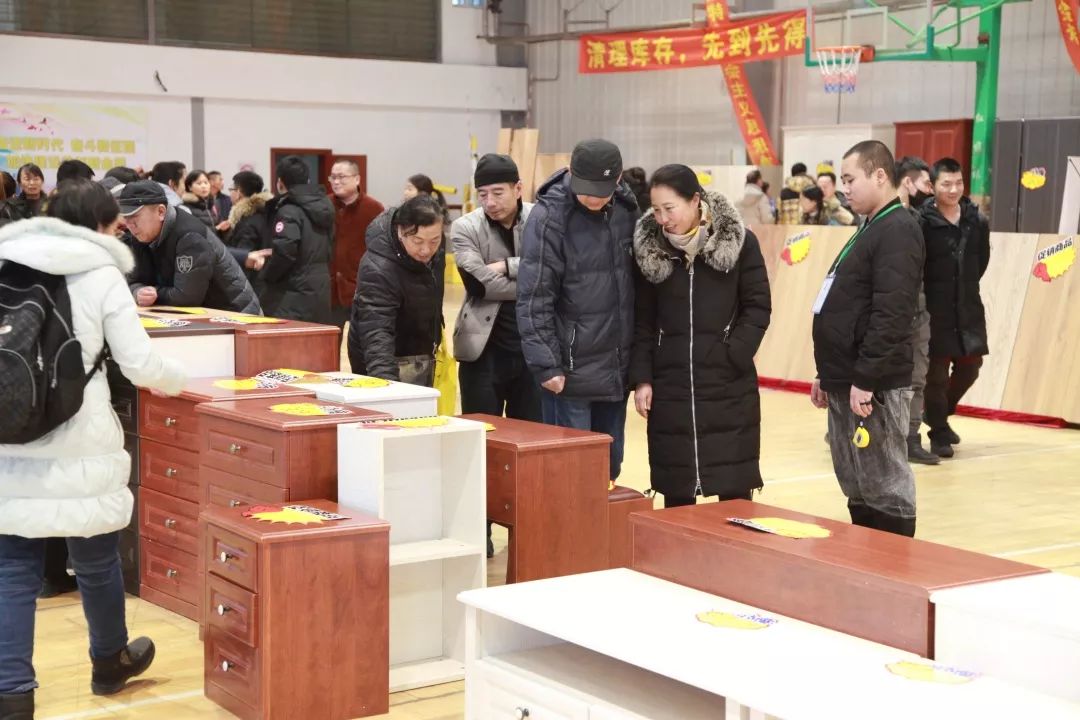 金桥家装节,吉林森工金桥地板实体店