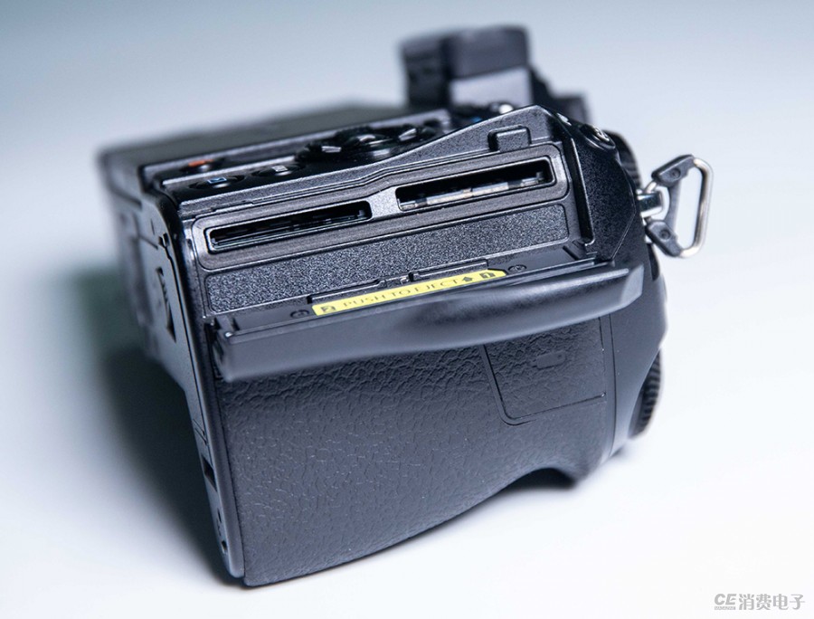 濂ユ灄宸存柉em1mark2璇勬祴瑙嗛,濂ユ灄宸存柉e-m1markiii浣跨敤浣撻獙