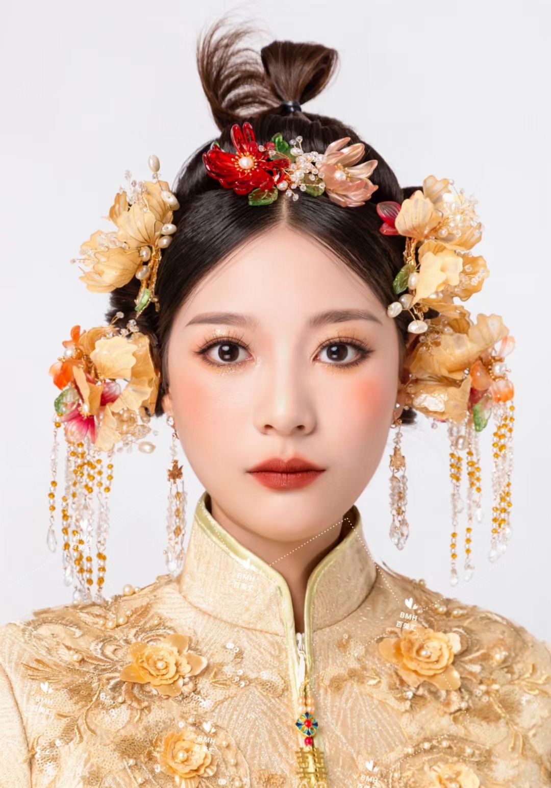 化妆师怎么入行跟妆,新手入行如何成为化妆讲师