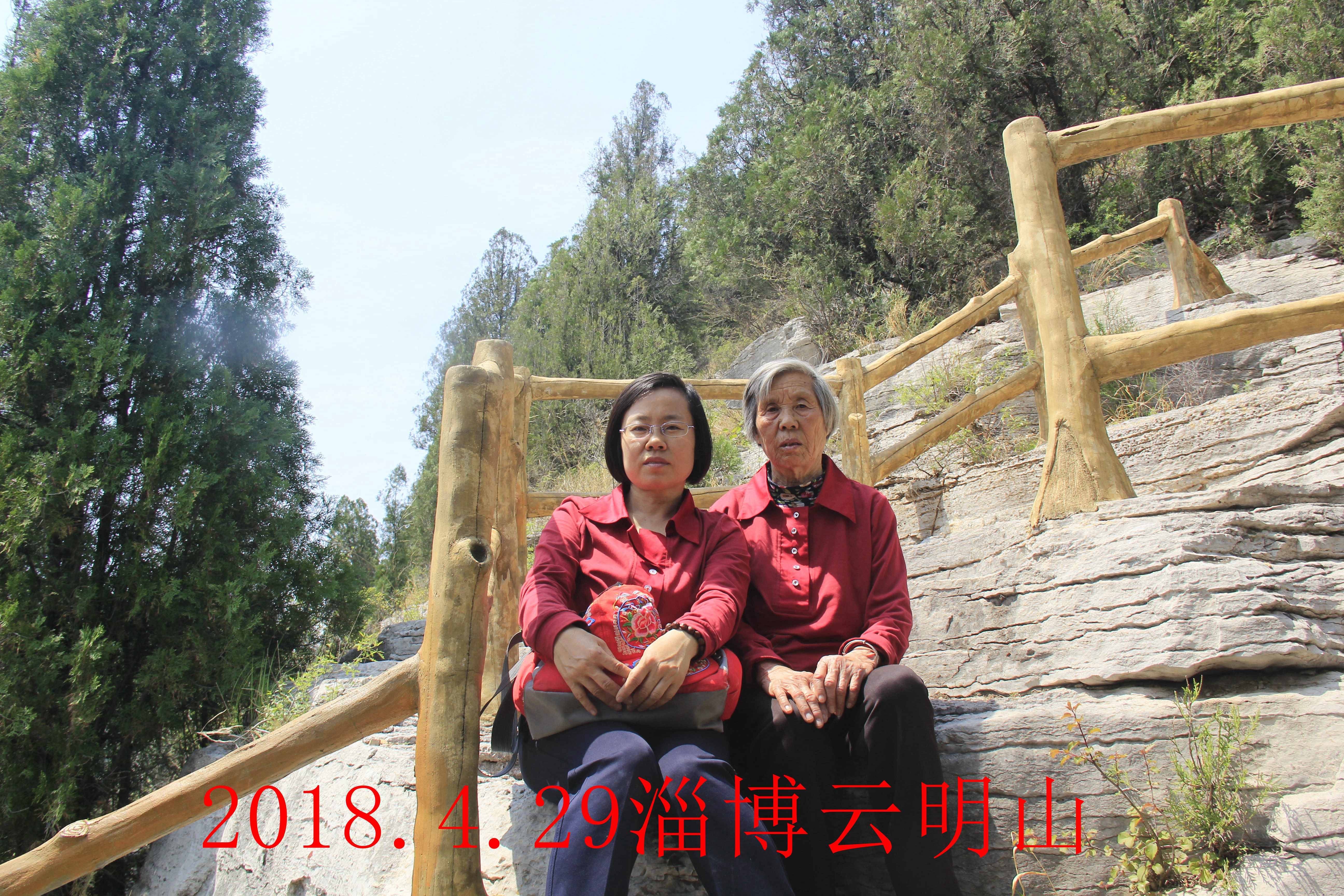 最美的她歌曲原唱,最美的歌献给我的母亲